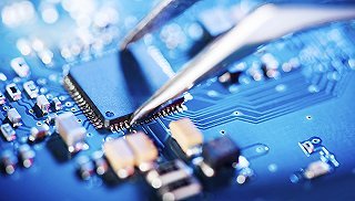 集成电路2016年进口2271亿美元 芯片产业需在高端破局|界面科技